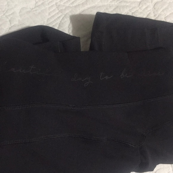 Gymshark NEW Black size XS WHITNEY MESH SHORT - Picture 7 of 11